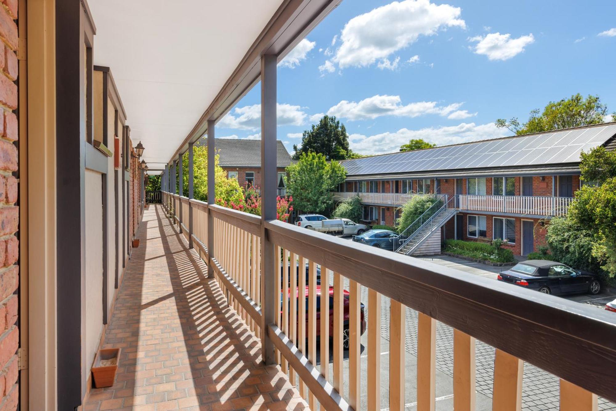 Elizabethan Lodge Melbourne Exterior foto